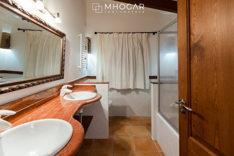 Rústica Elegancia - Casa de Campo a la venta en Benissa!